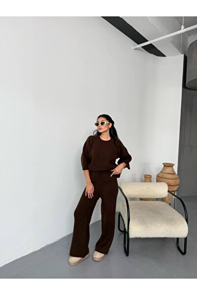 owwon طقم تريكو نسائي مكون من قطعتين بلون بني مرير وأكمام قصيرة