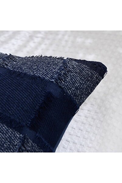 Generic Square pillow with an interlocking check design.