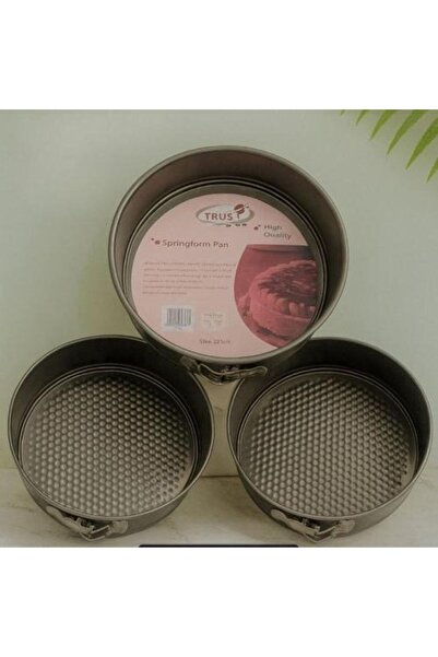 Generic Round cake pan set with lock, 3 sizes