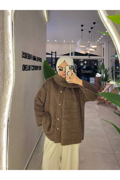 demet's collection Dai̇sy Buttoned Plush Angora Coat Cardigan with Scarf