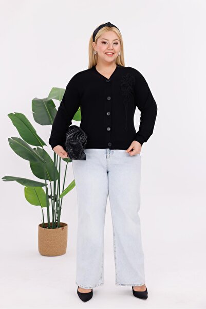 Siyezen Plus Size Floral Motif Cardigan