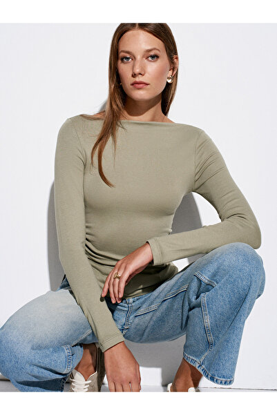 Dilvin 32198 Boat Neck Gathered Top-Çağla