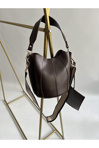 Mia Collection حقيبة يد وكتف نسائية من روبرت موديل بلون بني غامق