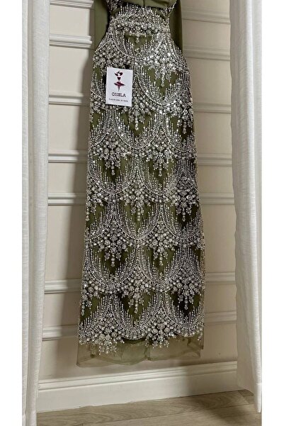 Onila Green georgette dress embroidered with luxurious and elegant embroidery