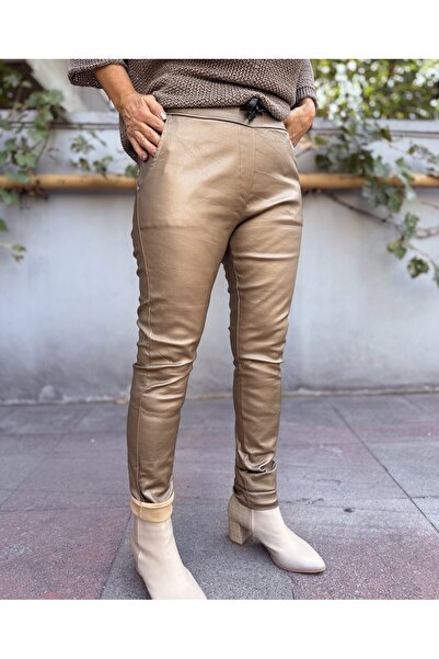 DenizEge Pantaloni din piele artificială italiană auriu