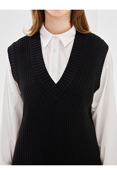 LC Waikiki LCW Modest V-Neck Plain Oversize Women's Knitwear Sweater