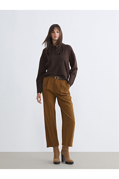 LC Waikiki Rmz Gi̇yi̇m Farkiyla Comfortable Cut with Waist Belt Women's Pleat...