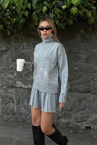 Swist Gri Raina Balıkçı Yaka Kazak-Pilise Etekli Kadın Triko Alt Üst Takım