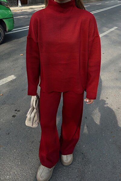 Swist Kırmızı Dik Yaka Arkası Uzun Kazak-Pantolon Kadın Triko Alt Üst Takım
