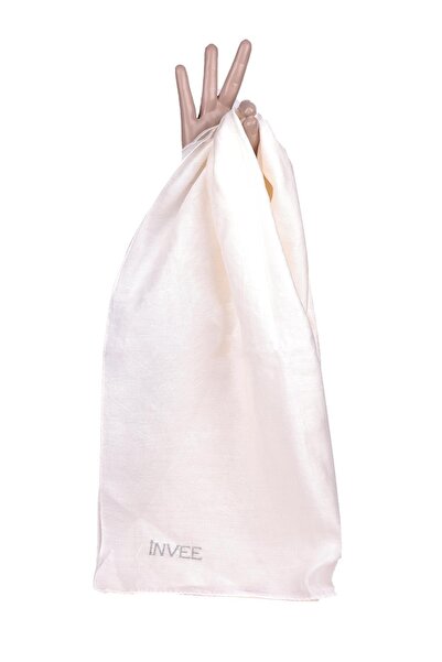 Invee شال إكرو