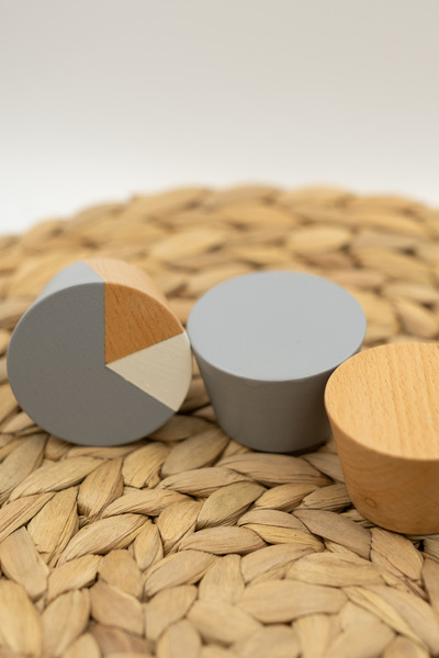 od orient design Sis Grisi - Beyaz Geometrik Desenli İskandinav Stili Ahşap Koni Askı