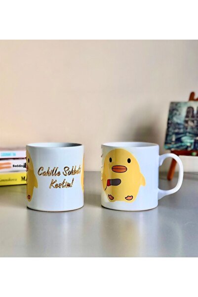Gift Moda Chick Designed Mug That Cuts the Cahille Chat