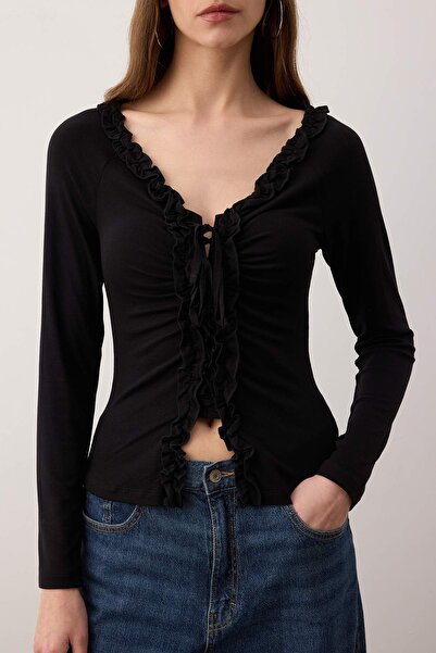 Trendyol Collection Black Fitted/Slim Fit Gather/Ruffle Detail Long Sleeve Stretchy Knitted Blouse Twoaw26Bz00162