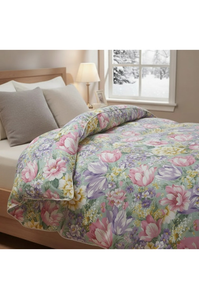 Boema Home Deco Winter duvet with goose down and feather, 140 x 200 cm, Purple flowers