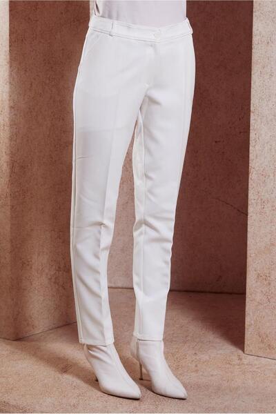 Alvina High Waist Trousers - 70618 Model