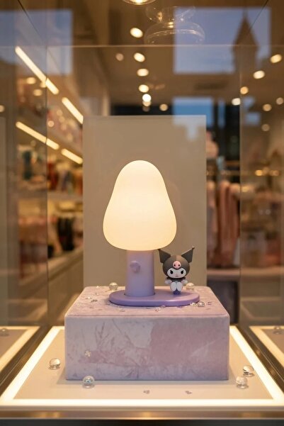 SANRIO Lisanslı Kuromi Gece Lambası