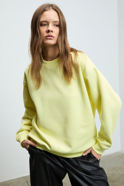 GRIMELANGE Karius women's organic cotton oversize round neck yellow sweatshirt with fleece lining