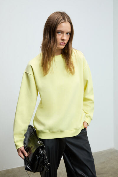 GRIMELANGE Karius women's organic cotton oversize round neck yellow sweatshirt with fleece lining