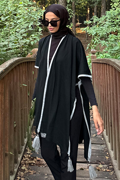 QLAY oversized Γυναικεία λεπτά πλεκτά - Πόντσο με φούντες και αντίθεση ριγέ