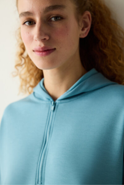 Penti Silky Feel Zipped Green Sweatshirt