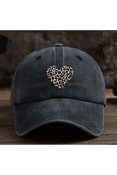 ACAR TAKI قبعة سوداء مطبوعة على شكل قلب ليوبارد ACR5173