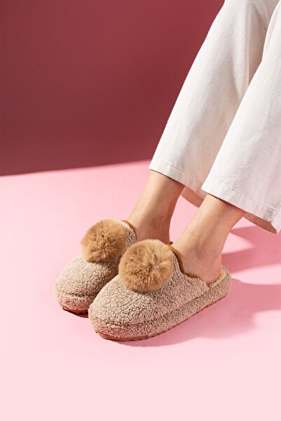 FUGA MODA Poffina Mink Pom-Pom с помпони, детайли и безшумна подметка Домашни...