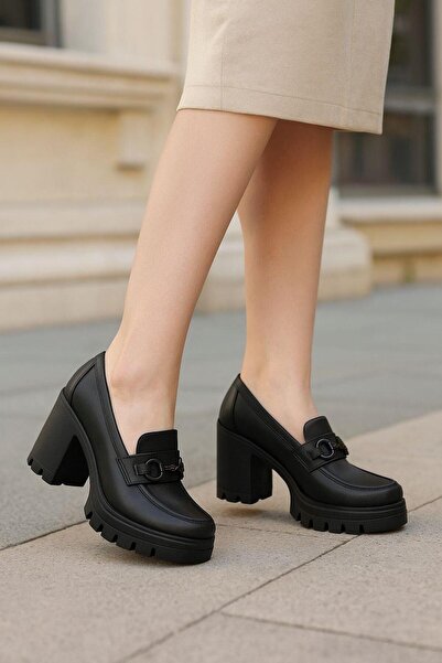 homiro Чорні жіночі мокасини з металевою пряжкою Детальніше