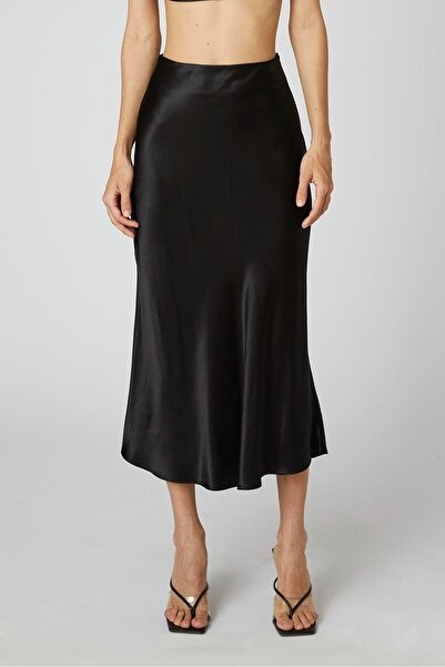 FASHION COCKTAIL Satin Draped Waist-Fitted Thick Inner Elasticated Slitless B...