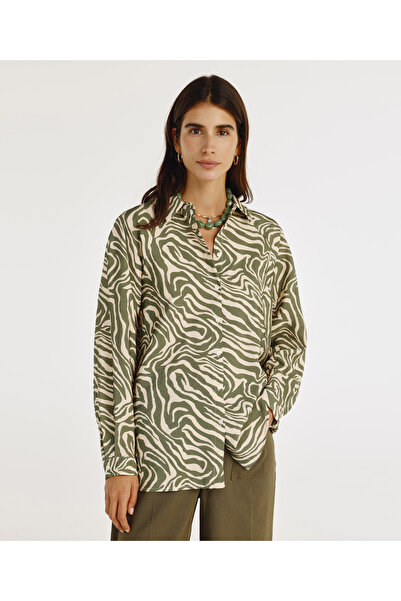 Yargıcı Kemer Detaylı Gömlek