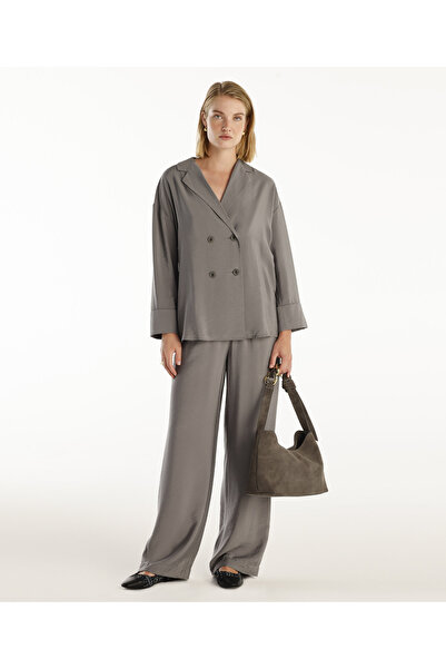 Yargıcı Bol Kesim Kruvaze Ceket