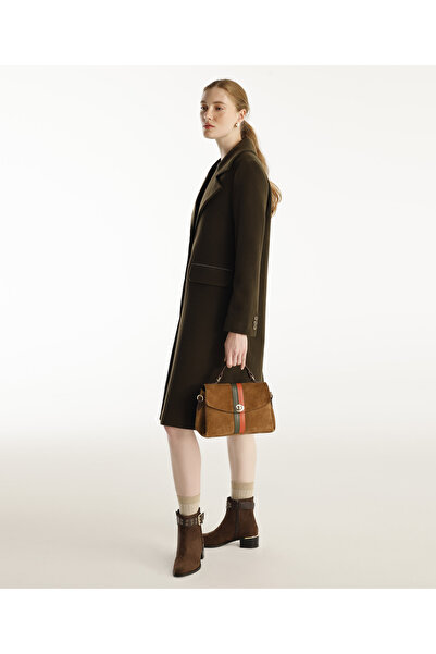 Yargıcı Boncuk Detaylı Palto