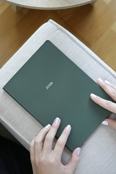 Victoria's Journals Smyth 2026 Weekly Agenda A5 (14X21Cm) Flexible Cover Ivory 80 Gr.