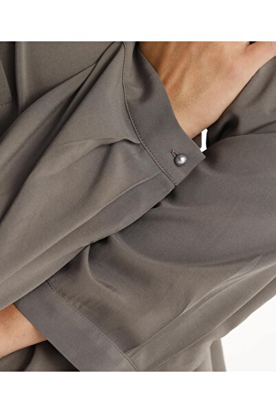 Yargıcı İnci Düğmeli Bluz