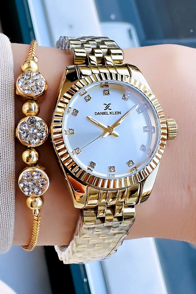 Daniel Klein ساعة يد نسائية صغيرة مقاومة للماء باللون الذهبي والفضي والأخضر وسوار هدية من الفولاذ Dkby2034c3
