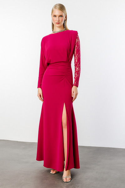 Nefeli Dantel Kol Krep Yırtmaçlı Elbise