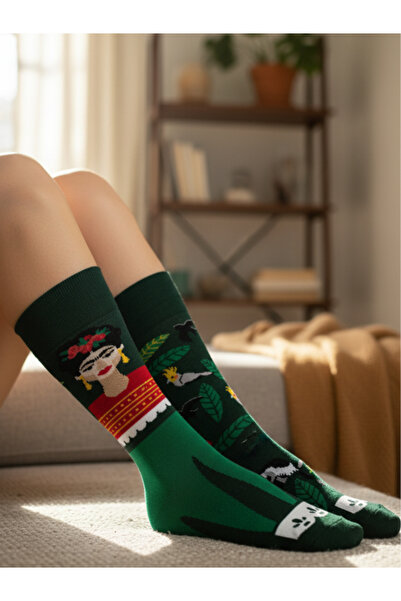 AKSU ÇORAP Right and Left Frida Kahlo Patterned Socks