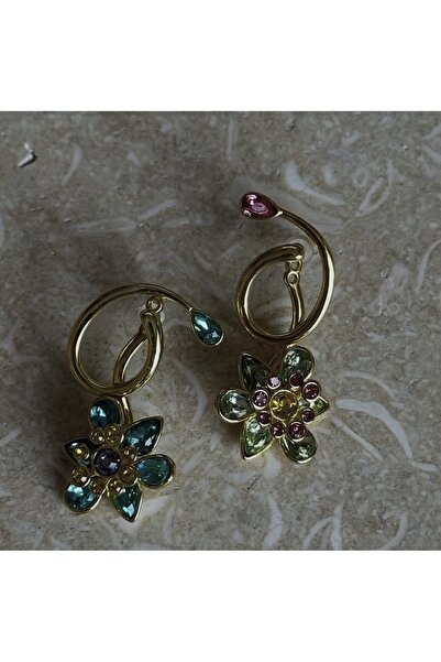 Xui Özel Seri Swrvski Marka Model Taşlı Gold Çiçek Küpe Idyllia