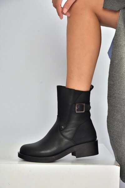 Fox Shoes حذاء نسائي V674121309 أسود بكعب منخفض وفرو من الداخل