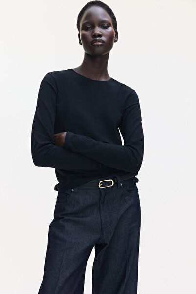 H&M Pamuklu Bedene Oturan Üst