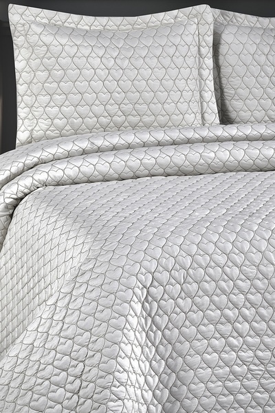 ARSEM EV TEKSTİL Love Krem Kapitone Yatak Örtüsü Çift Kişilik Nakışlı Üreticiden