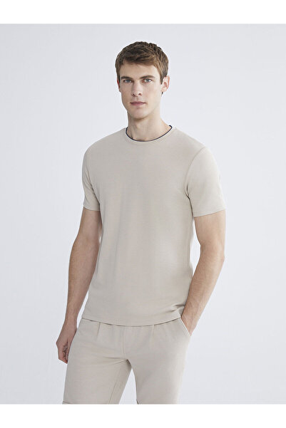 LC Waikiki Ανδρικό μπλουζάκι με κοντό μανίκι με λαιμόκοψη