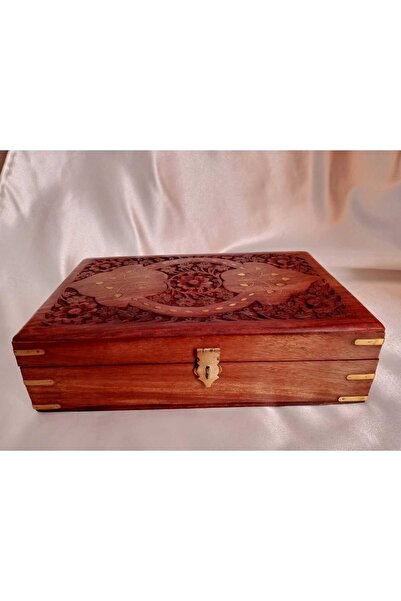 Sarisa İçi Kadife Döşemeli Ahşap Sandığı 30 x 19.5 x 8.5 cm