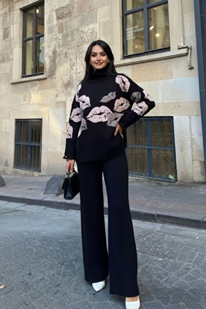 Bliss Női kétrészes kötöttáru szett, magas nyakú pulóver nadrág szett, csók mintás alsó felső szett