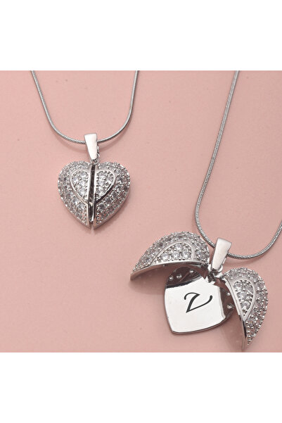idolavm For Love V Harfli Kadın Çelik Kolye Kalbimi Sana Açtım Kalp Takı