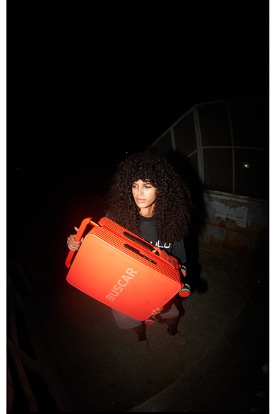 Buscar ORANGE CABIN BAG