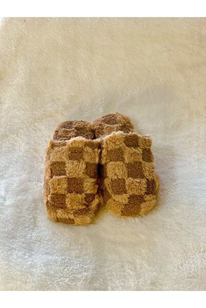 Bayramoğlu Ekose Desenli Yumuşak Tüylü Peluş Ev Terliği