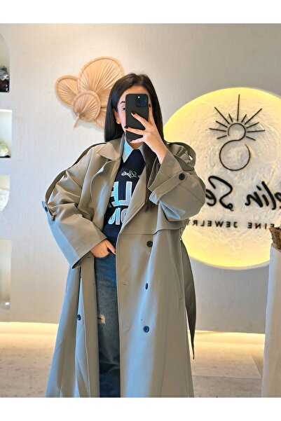 Selin Kruvaze Yaka Kemer Detaylı Uzun Trençkot