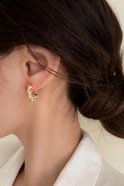 Shylyn 925 Ayar Gümüş İğneli Altın Renk İnci Çelenk Küpe