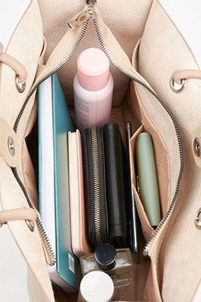 Vivaq Women's Mink Bouquet 3-Compartment Suede Medium Size Lined Snap Closure Hand and Shoulder Bag