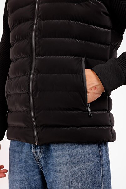 Decas Vellum Kolları Triko İçi Astarlı Rüzgar Geçirmez Mont - Siyah